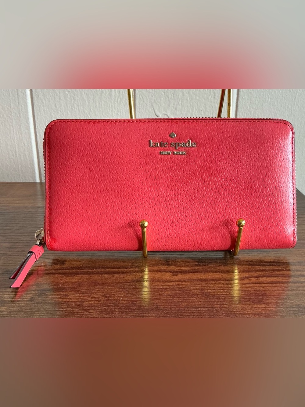 Beautiful Kate Spade New York Red-Orange Leather Zip-Around Continental Wallet
